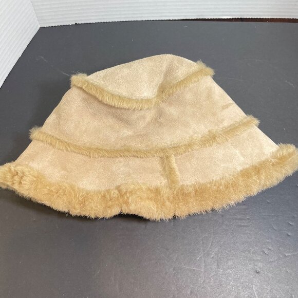 Vintage Womens Tan Faux Fur Bucket Hat main image 8